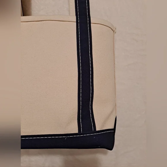 L.L. Bean Cream & Navy Blue Boat & Tote Bag Extra Long Shoulder Straps Handles - Picture 4 of 13
